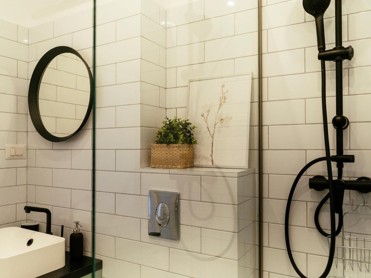 Beautiful Modern Studio - Cismigiu Park - Netflix Bukarest Eksteriør billede